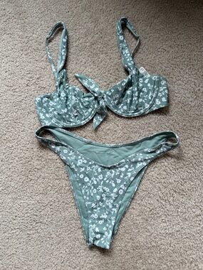 Abercrombie & Fitch Sage Green Floral Tie-Front Bikini